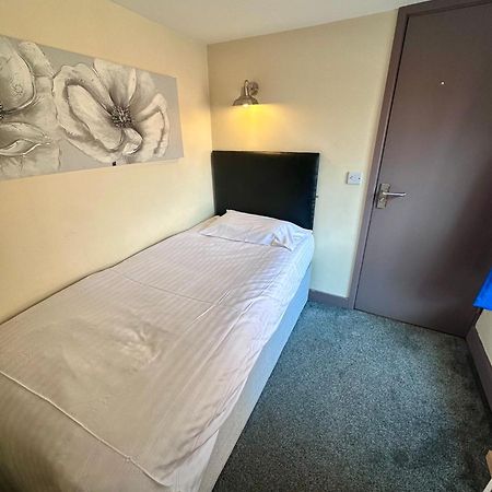 The Saltley Inn Бирмингем Экстерьер фото